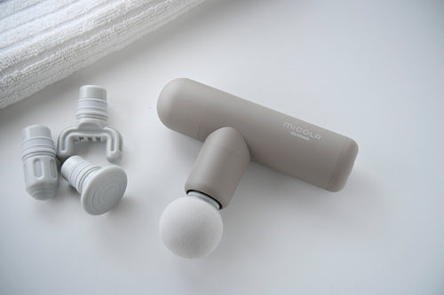 肩・腰・脚に楽々アプローチ　ビューティーケアガン／ミコラ